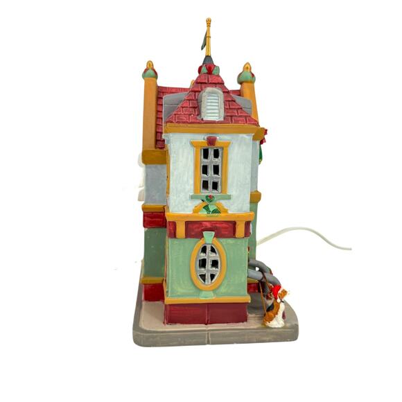 LEMAX #35061 Over The Top Sweater Shop Lighted Caddington Christmas Building - Picture 6 of 11